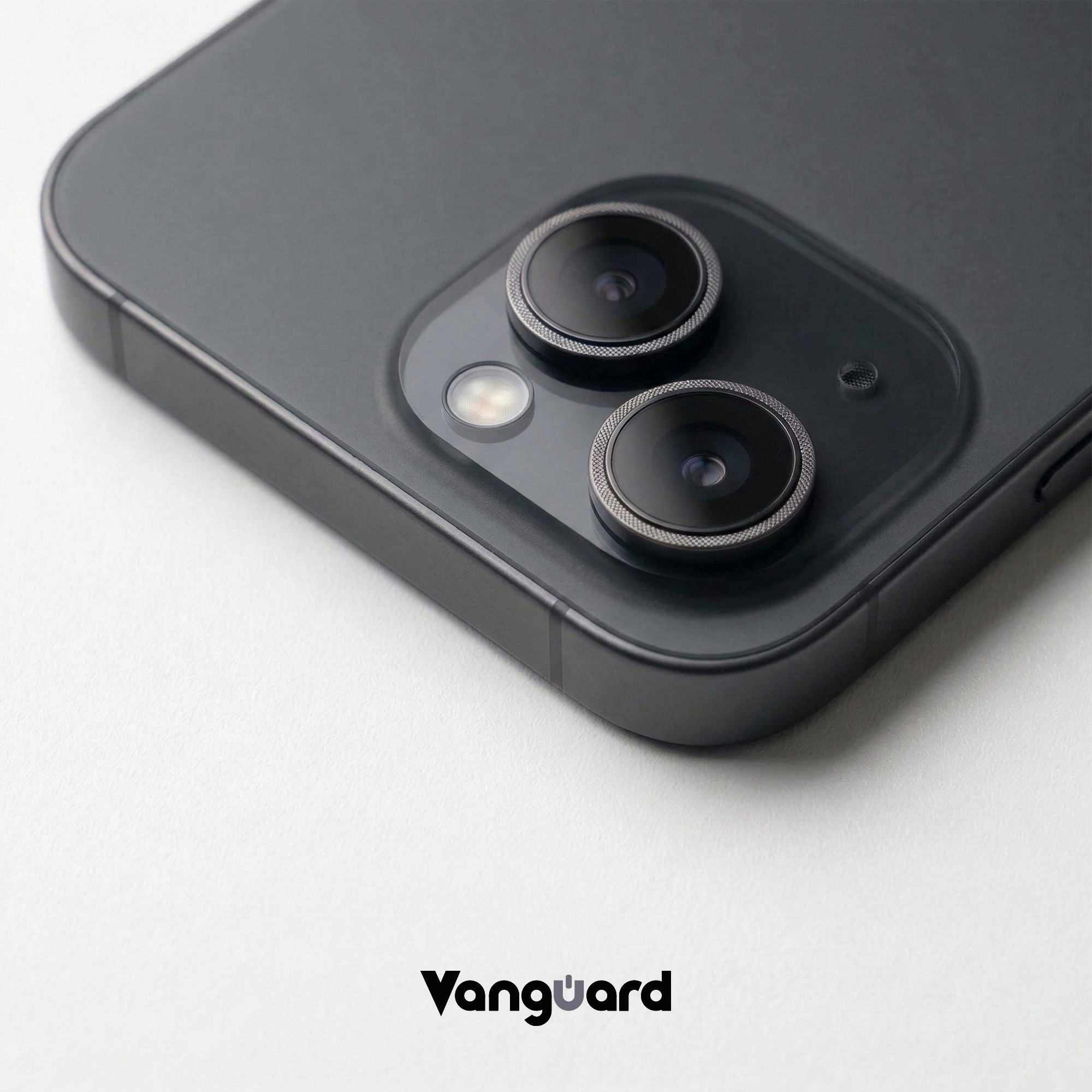 AW Vanguard Ads iP15 Black2